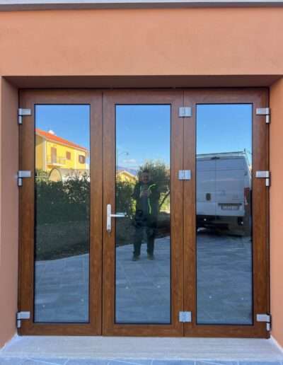 Portoni in alluminio Isernia_Porta_alluminio_F60