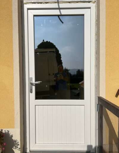 Portoni in PVC Montecassiano_portone_PVC_INOFORM 70 MD