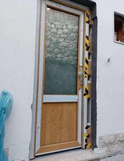 Portoni in PVC Barrea_portone in PVC Kommerling 88