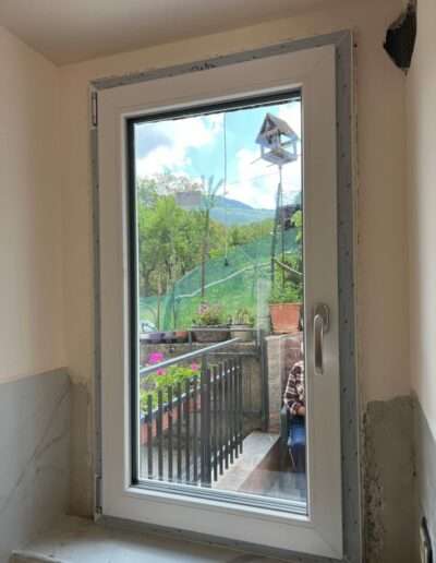 Infissi in PVC Castel_del_Giudice_Infissi_PVC_Kommerling 76MD